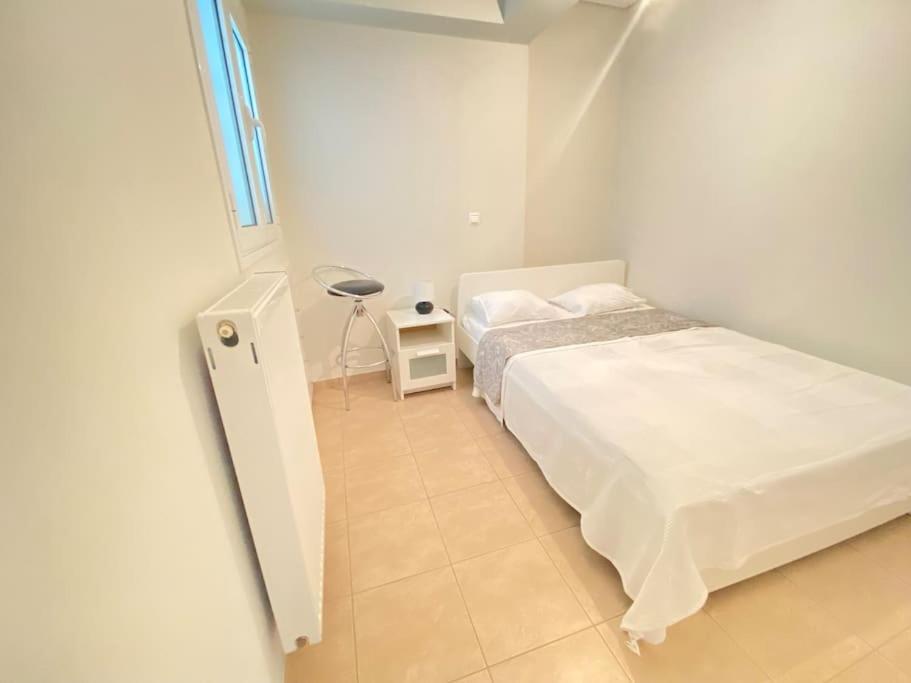 Cozy 2 Room Apartment With Garden Near Athens Air-Port أرتيميدا المظهر الخارجي الصورة