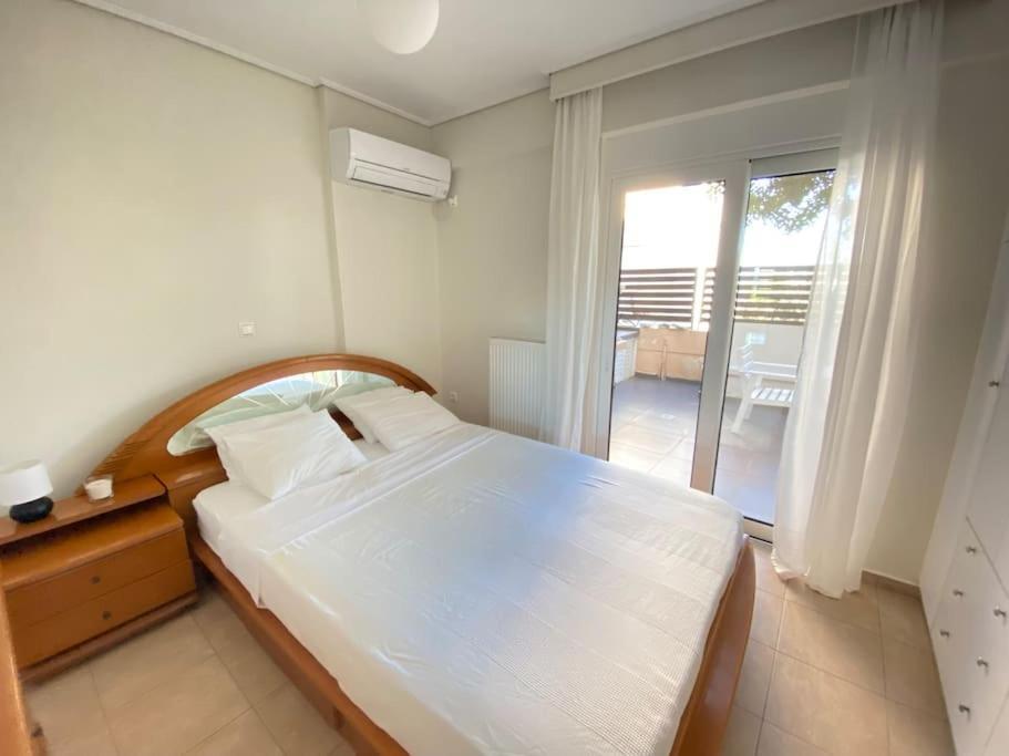 Cozy 2 Room Apartment With Garden Near Athens Air-Port أرتيميدا المظهر الخارجي الصورة