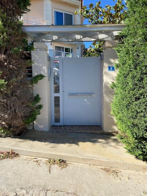 Cozy 2 Room Apartment With Garden Near Athens Air-Port أرتيميدا المظهر الخارجي الصورة